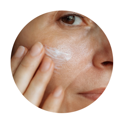 Consulta dermatologica de skincare